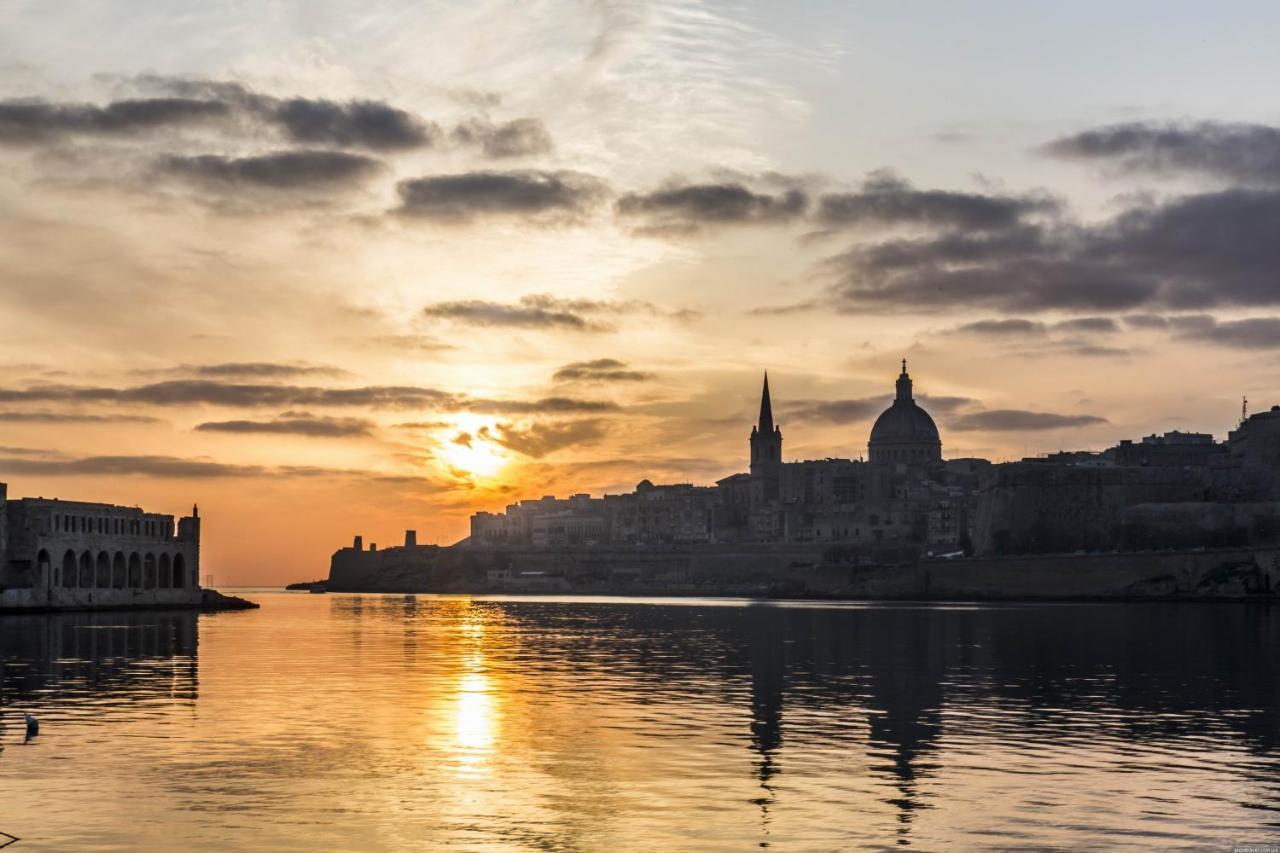 Luxe Apartment With Valletta And Harbour Views Σλιέμα Εξωτερικό φωτογραφία